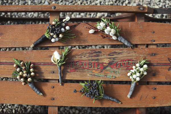 warm and cozy winter wedding, photo by Alison Conklin Photography | via junebugweddings.com