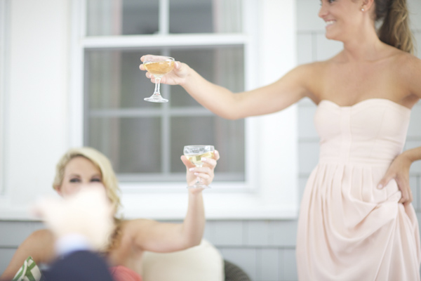 intimate New Jersey wedding at Haven Beach, photos by Sarah DiCicco Photography | via junebugweddings.com