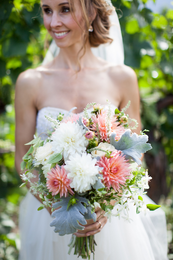 peach and cream rustic winery wedding in Naramata, BC with photos by Whitney Lane Photography | via junebugweddings.com