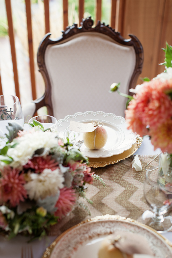 peach and cream rustic winery wedding in Naramata, BC with photos by Whitney Lane Photography | via junebugweddings.com (11)