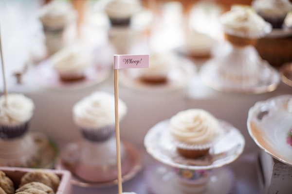 peach and cream rustic winery wedding in Naramata, BC with photos by Whitney Lane Photography | via junebugweddings.com