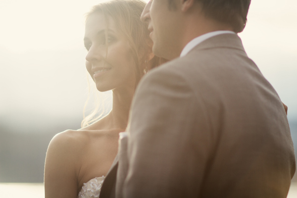 peach and cream rustic winery wedding in Naramata, BC with photos by Whitney Lane Photography | via junebugweddings.com