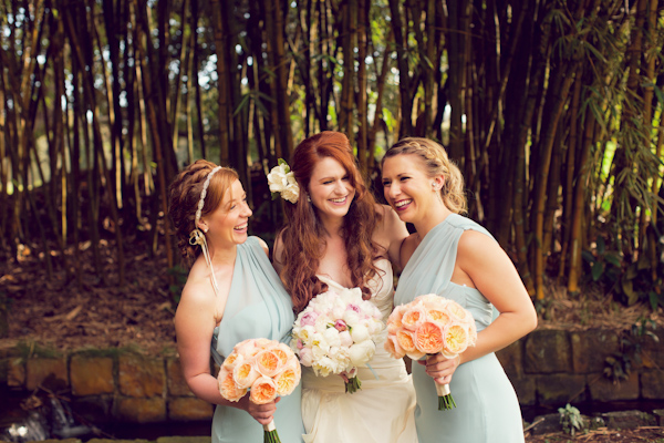 Hawaii destination wedding on Lanai island with photos by Anna Kim Photography | via junebugweddings.com