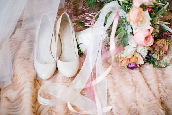 boho chic wedding inspiration photo shoot, photo by Kimberly Chau Photography | via junebugweddings.com