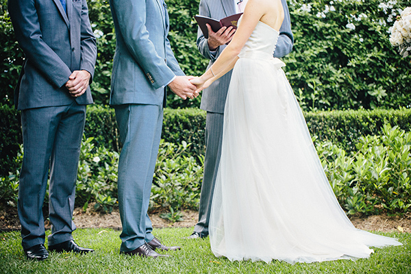 charming Australia wedding with gorgeous wedding party style, photo by Hannah Blackmore Photography | via junebugweddings.com