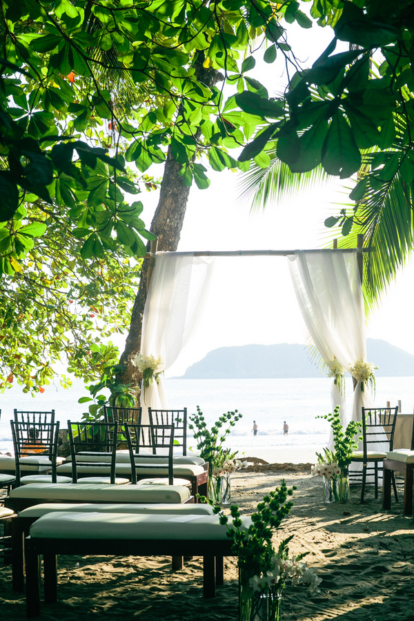 exotic destination wedding in Costa Rica, photo by A Brit & A Blonde | via junebugweddings.com