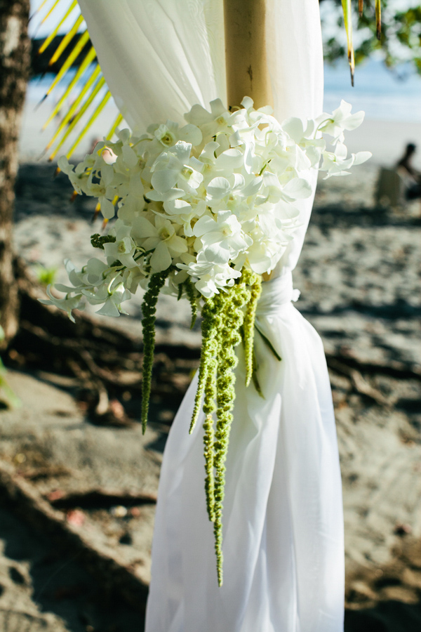 exotic destination wedding in Costa Rica, photo by A Brit & A Blonde | via junebugweddings.com