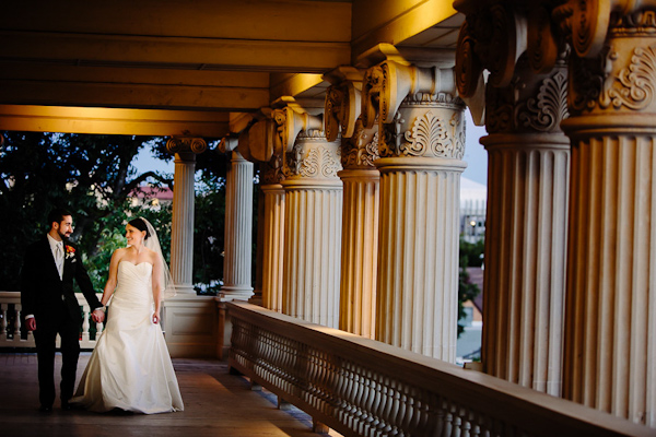 fall wedding at Hotel Ella in Austin, Texas with photos by Caroline + Ben Photography | via junebugweddings.com (31)