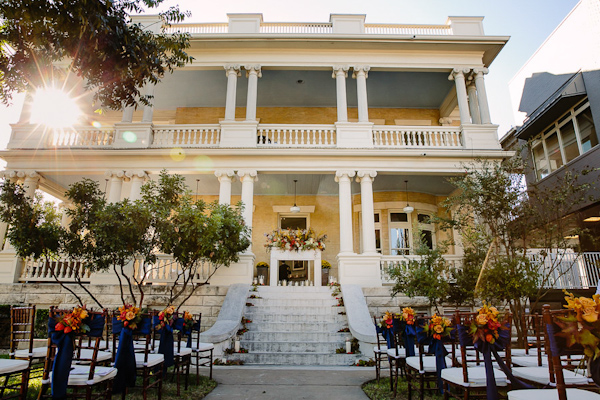 fall wedding at Hotel Ella in Austin, Texas with photos by Caroline + Ben Photography | via junebugweddings.com (15)