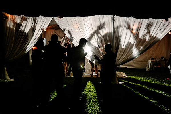 fall wedding at Hotel Ella in Austin, Texas with photos by Caroline + Ben Photography | via junebugweddings.com (1)