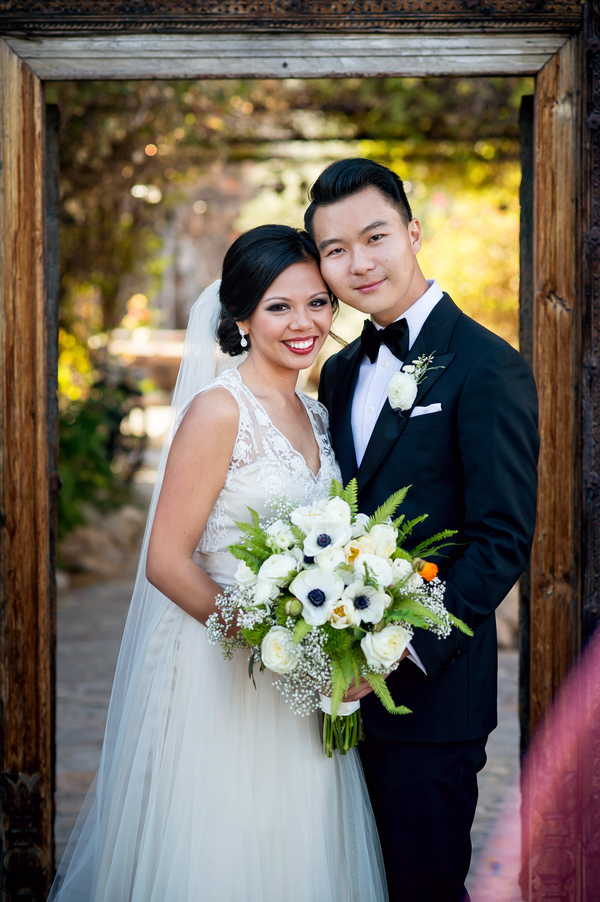 intimate romantic wedding and surprise dance party reception, photo by davina + daniel | via junebugweddings.com