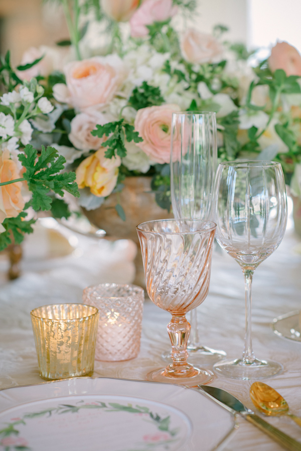 lovely peach and cream wedding inspiration photo shoot from Peony & Plum, photo by Krista Mason | via junebugweddings.com