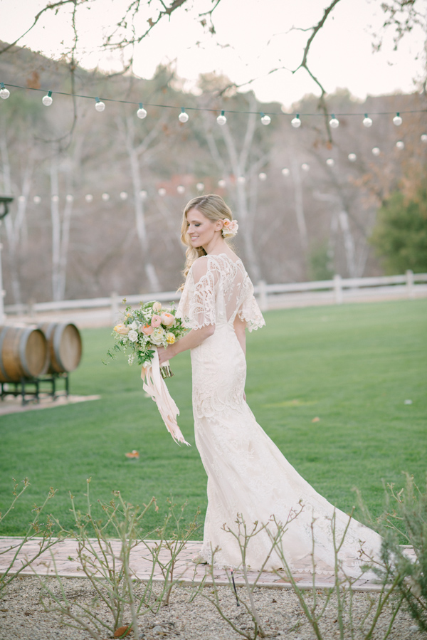 lovely peach and cream wedding inspiration photo shoot from Peony & Plum, photo by Krista Mason | via junebugweddings.com