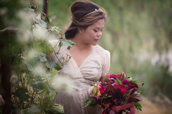 romantic and lush pink wedding, photo by matthew moore photography | via junebugweddings.com