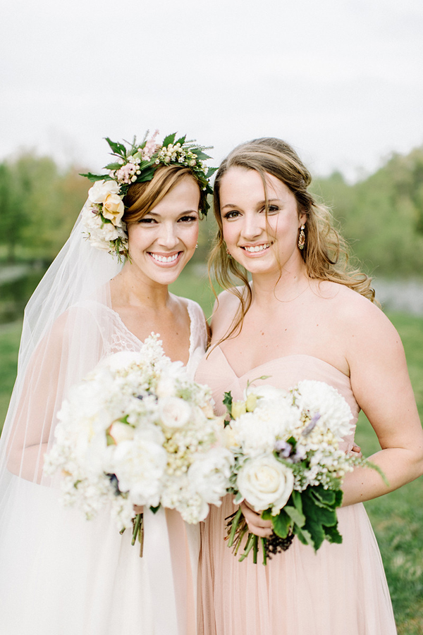 darling countryside wedding inspiration photo shoot, photo by L Hewitt Photography | via junebugweddings.com