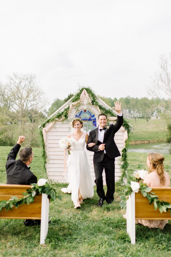 darling countryside wedding inspiration photo shoot, photo by L Hewitt Photography | via junebugweddings.com