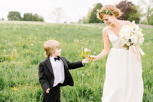 darling countryside wedding inspiration photo shoot, photo by L Hewitt Photography | via junebugweddings.com