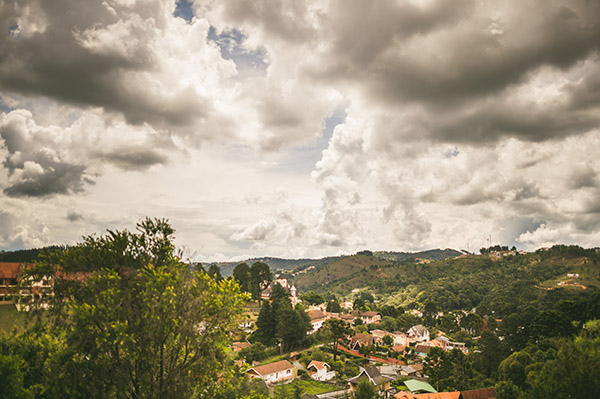 beautiful wedding in Campos do Jordão, Brazil, photo by Sam Hurd | via junebugweddings.com