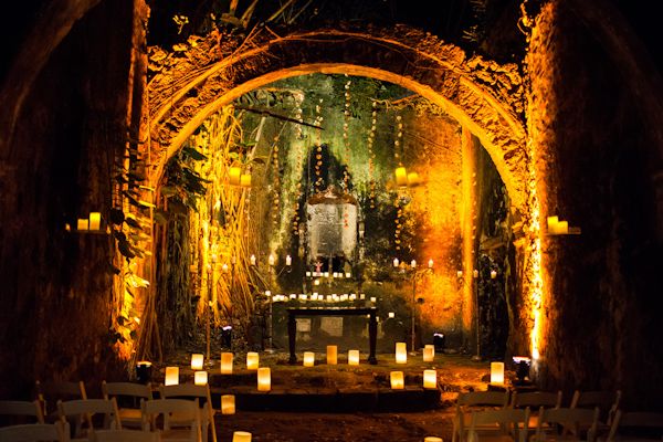 destination wedding at the Hacienda Uayamon in Campeche, Mexico, photo by Aaron Morris of Chrisman Studios | via junebugweddings.com