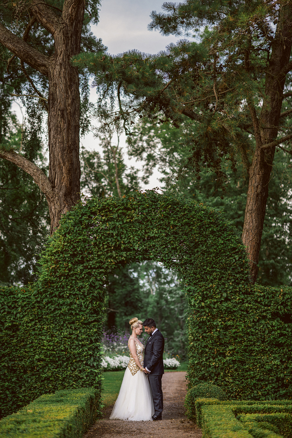 sophisticated multicultural fusion bridal style, photo by Anna Lauridsen Kullafoto | via junebugweddings.com