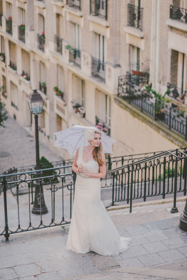 intimate destination wedding in Paris, photo by Ophelia and Romeo Photographers | via junebugweddings.com