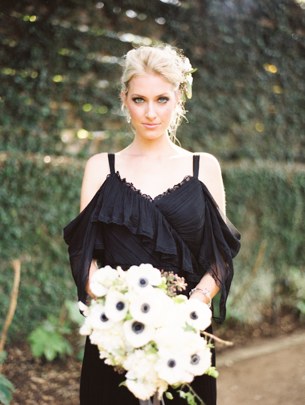 organic black & white wedding inspiration photo shoot, photo by Taylor Lord Photography | via junebugweddings.com