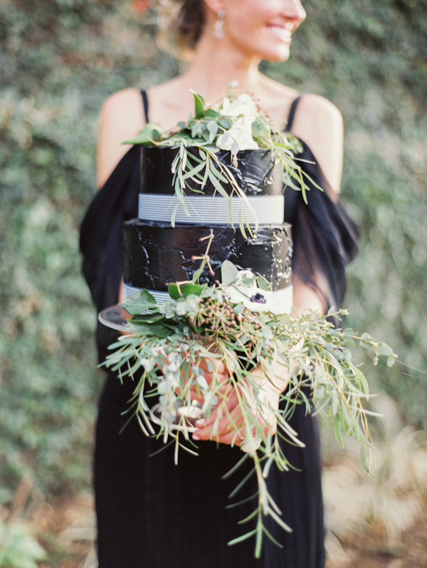 organic black & white wedding inspiration photo shoot, photo by Taylor Lord Photography | via junebugweddings.com