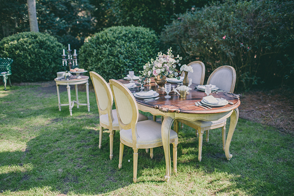 Pride and Prejudice Inspired Photo Shoot, Photo by Sarah Stephens Photography | via junebugweddings.com