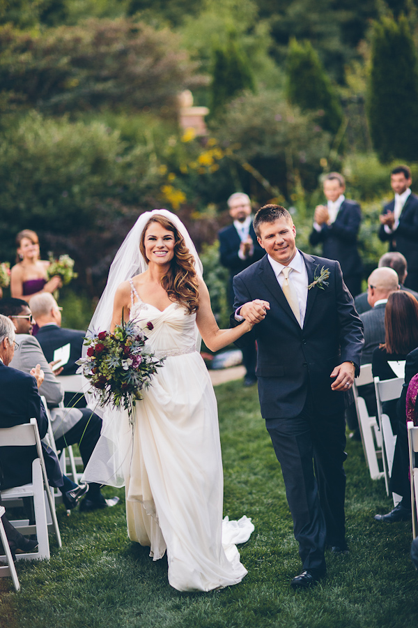 romantic old hollywood inspired bridal style, photo by Geoff Johnson | via junebugweddings.com