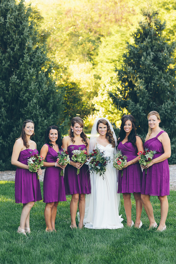 romantic old hollywood inspired bridal style, photo by Geoff Johnson | via junebugweddings.com