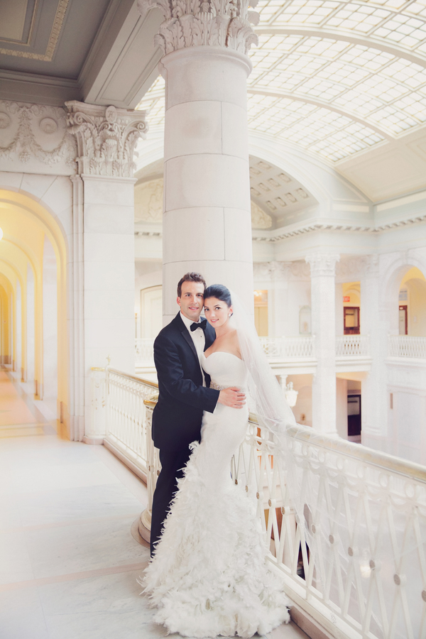 Timeless Ethereal Bridal Style, photo by LindseyK Photography | via Junebugweddings.com