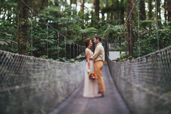 tropical elopement in Costa Rica, photo by Costa Vida Photography | via junebugweddings.com