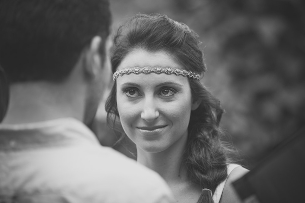 tropical elopement in Costa Rica, photo by Costa Vida Photography | via junebugweddings.com