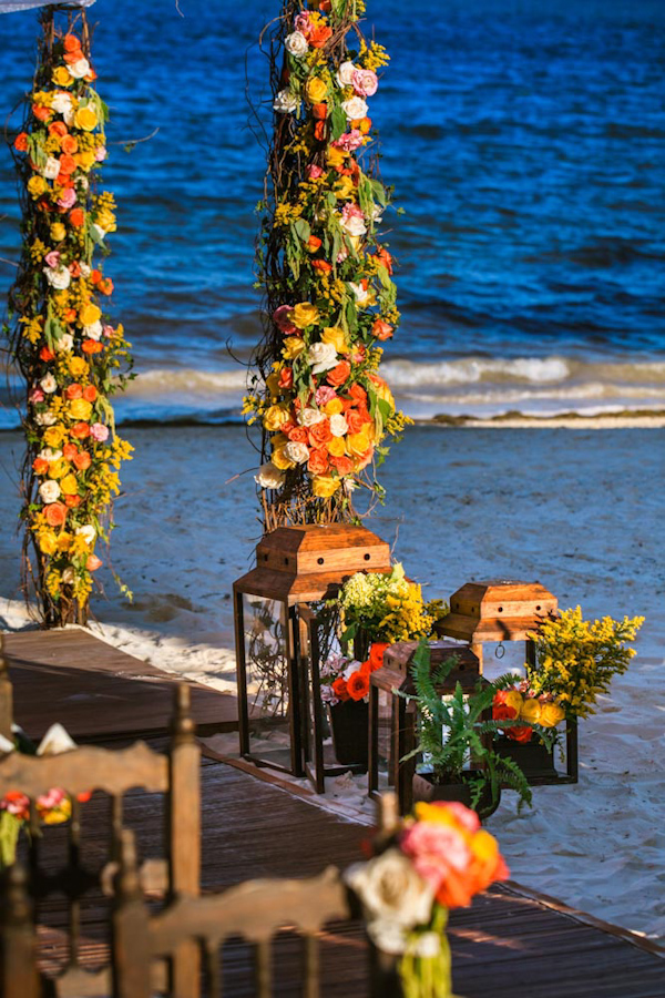 beachfront destination wedding decor, photo by Zasil Studio | via junebugweddings.com