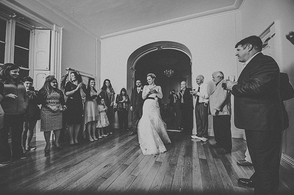 destination wedding in Ireland, photo by Savo Photography | via junebugweddings.com