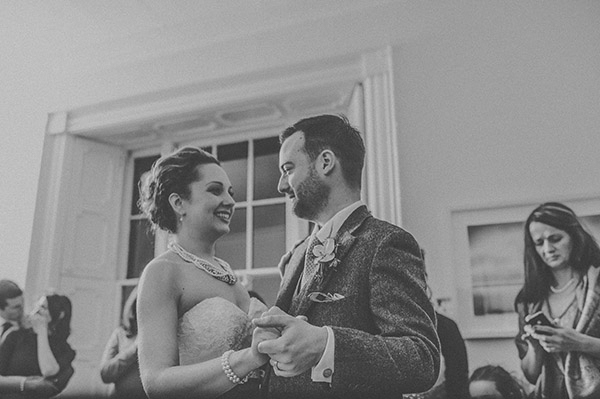 destination wedding in Ireland, photo by Savo Photography | via junebugweddings.com