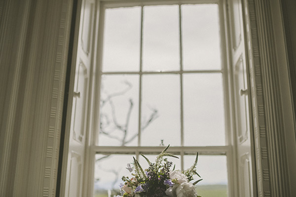 destination wedding in Ireland, photo by Savo Photography | via junebugweddings.com