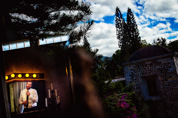 destination wedding in La Antigua, Guatemala with photos by davina + daniel | via junebugweddings.com (92)