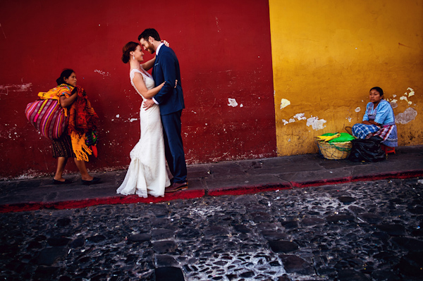destination wedding in La Antigua, Guatemala with photos by davina + daniel | via junebugweddings.com (54)