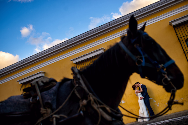 destination wedding in La Antigua, Guatemala with photos by davina + daniel | via junebugweddings.com (52)