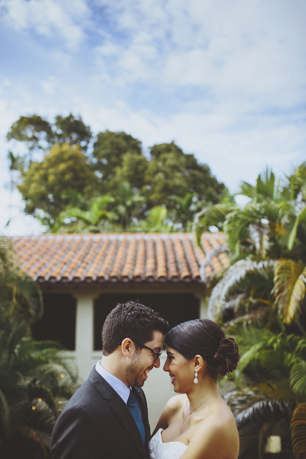 elegant wedding at the Villa Woodbine in Coconut Grove, photo by Jonathan Connolly Photography | via junebugweddings.com (22)