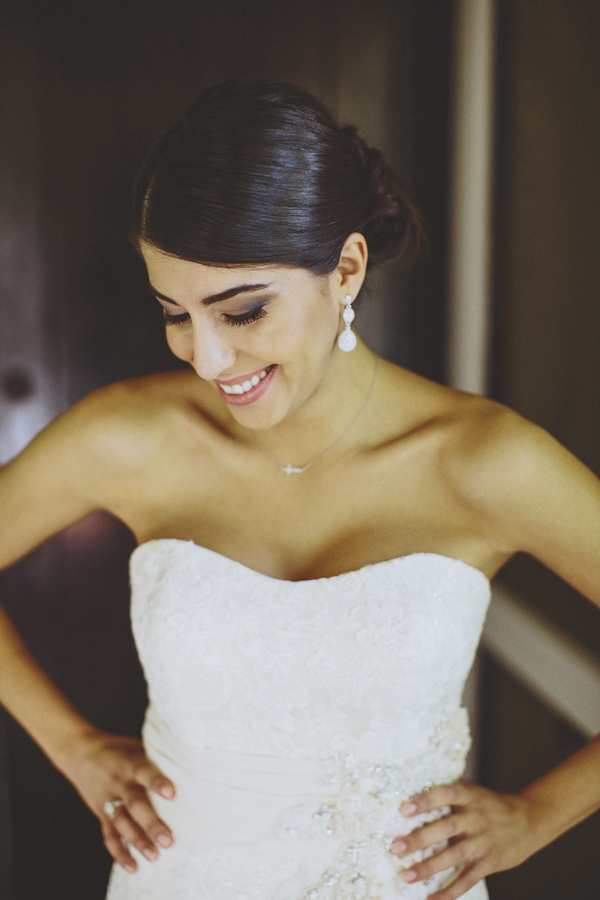 elegant wedding at the Villa Woodbine in Coconut Grove, photo by Jonathan Connolly Photography | via junebugweddings.com (34)