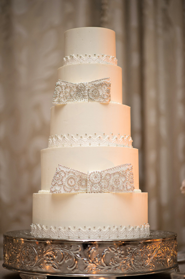 glamorous bridal party style, photo by Kristen Weaver Photography | via junebugweddings.com