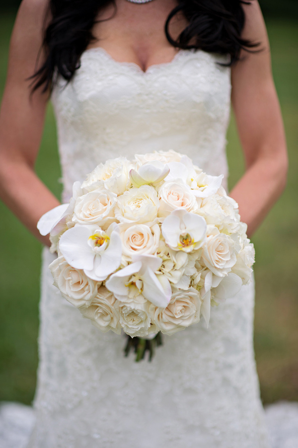 glamorous bridal party style, photo by Kristen Weaver Photography | via junebugweddings.com