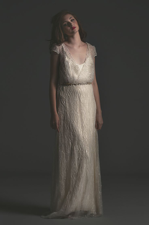 how to dress for your figure - bridal designer Sarah Seven shares her top tips | via junebugweddings.com