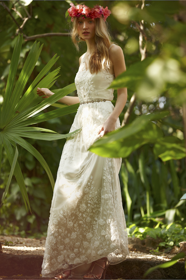 Get the Perfect Bohemian Bride Look with BHLDN | via Junebug Weddings