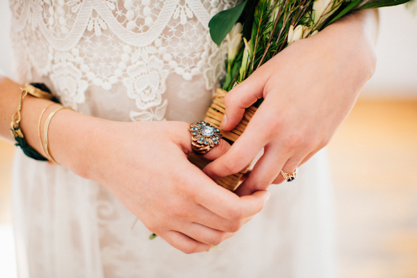 modern and eclectic wedding inspiration photo shoot from Loren and Chris Photography | via junebugweddings.com (11)