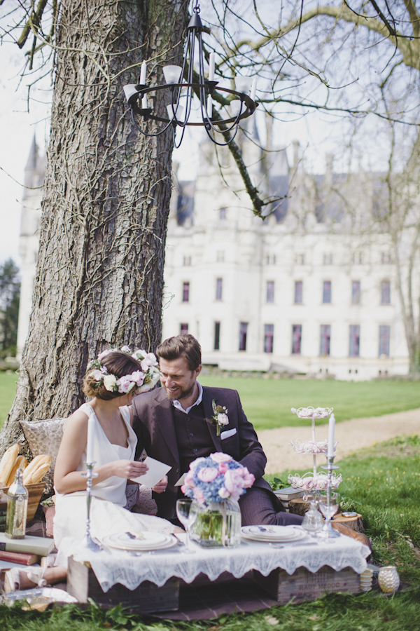 Parisian elopement inspiration photo shoot at the Château de Challain, photo by Cat Hepple Photography | via junebugweddings.com