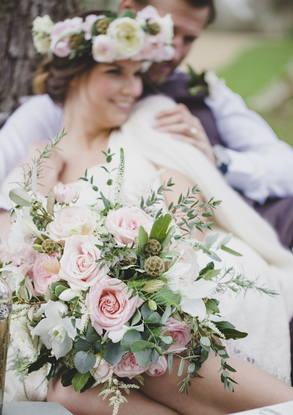 Parisian elopement inspiration photo shoot at the Château de Challain, photo by Cat Hepple Photography | via junebugweddings.com