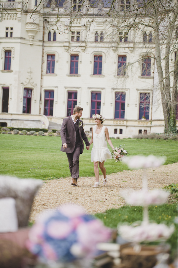 Parisian elopement inspiration photo shoot at the Château de Challain, photo by Cat Hepple Photography | via junebugweddings.com